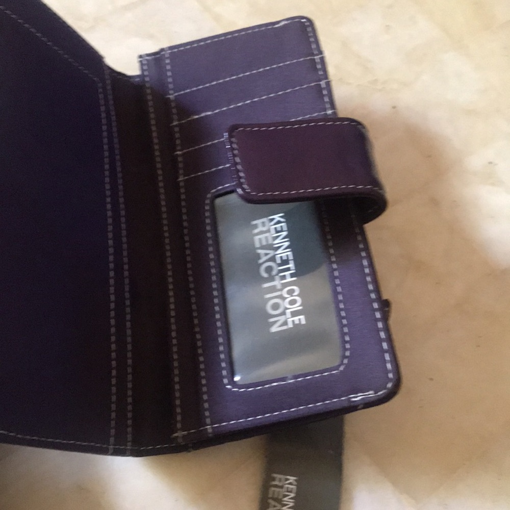 KENNETH COLE REACTION WALLET NWT - Picture 5 of 7
